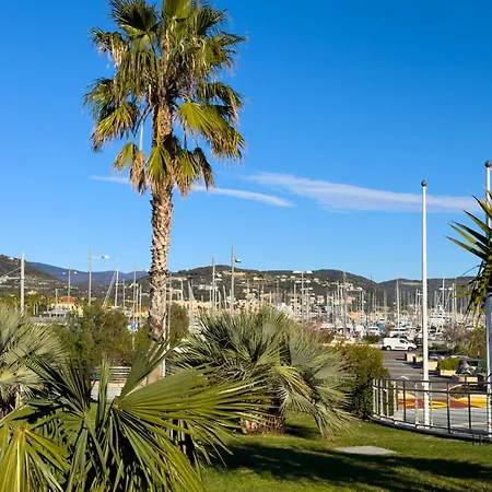 Daire Balcony And Garage - Beaches 5min Away - Smart Tv Loano