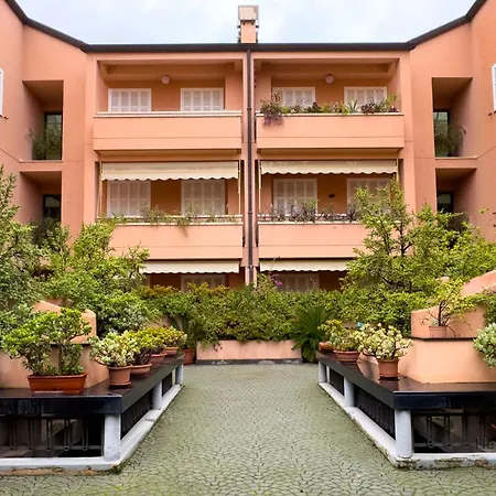 Balcony And Garage - Beaches 5min Away - Smart Tv * Loano
