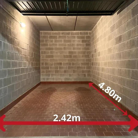 Balcony And Garage - Beaches 5min Away - Smart Tv Apartment